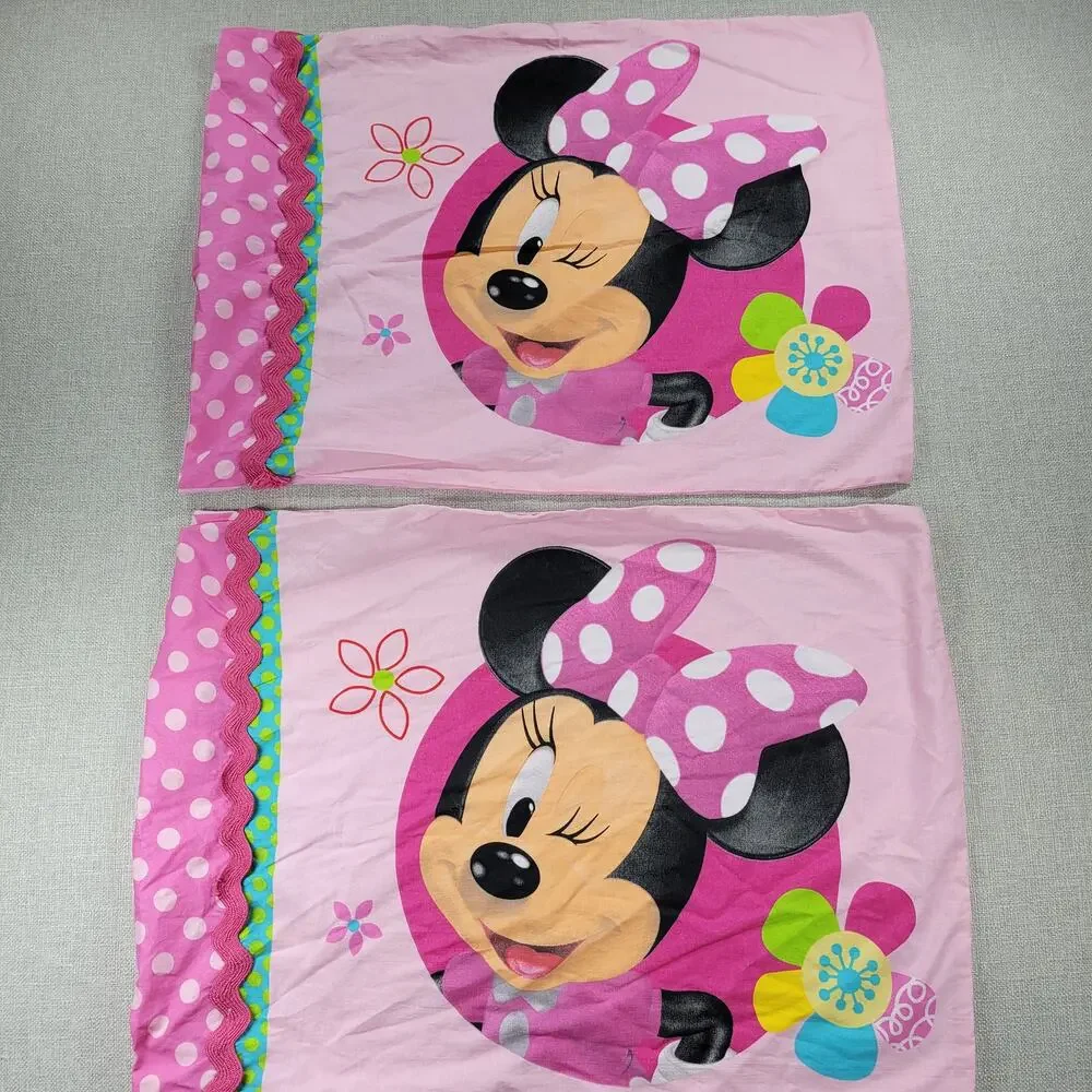 Disney Minnie Mouse Pillowcases Standard Pink Bow-tique Crochet Trim Set of 2